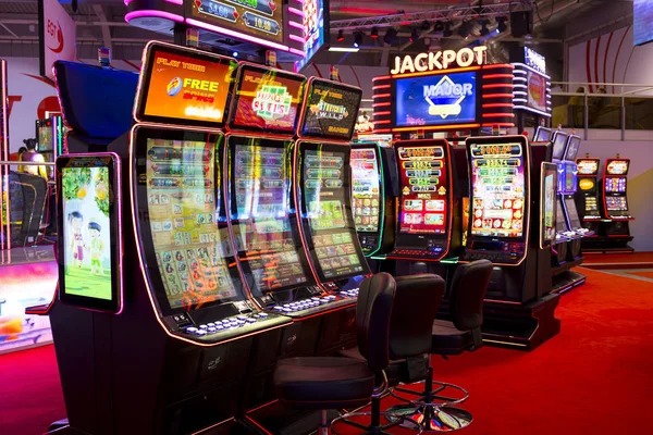 Mobile phone displaying home bet VIP Club private live-dealer table with HD streaming and low-latency feed